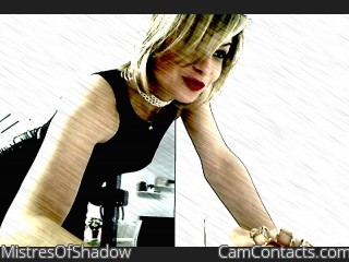 BDSM chat with English Mistress MistresOfShadow grasps wankers